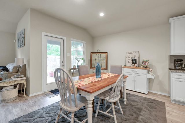 2290 Strong Horse Drive, Conroe, TX 77301