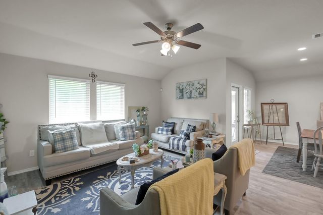 2290 Strong Horse Drive, Conroe, TX 77301