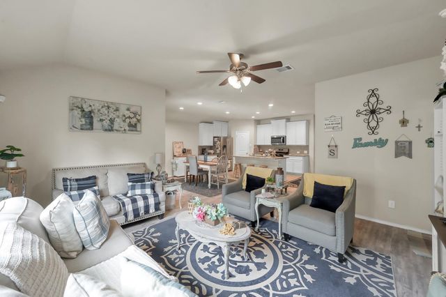 2290 Strong Horse Drive, Conroe, TX 77301