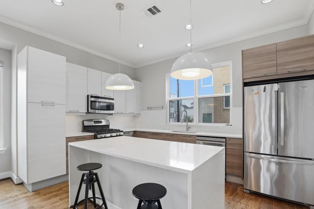 1224 Summer Street, Houston, TX 77007