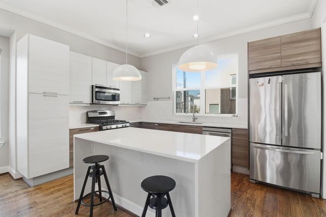 1224 Summer Street, Houston, TX 77007