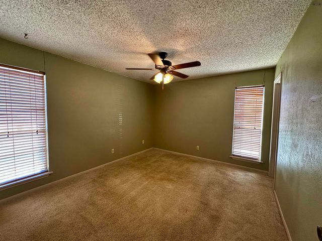 4716 LANGFORD LANE, Wichita Falls, TX 76310