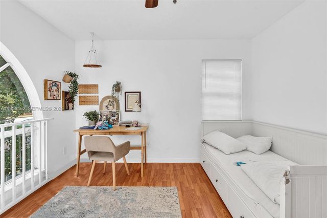 2927 Bogota Ave -, Cooper City, FL 33026