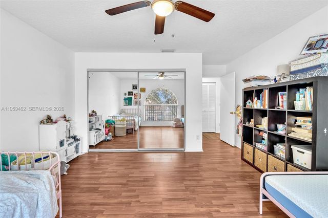 2927 Bogota Ave -, Cooper City, FL 33026