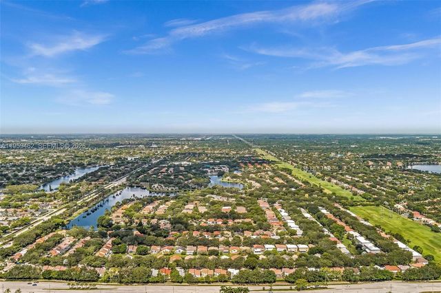 2927 Bogota Ave -, Cooper City, FL 33026