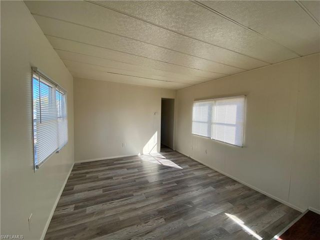 8335 Wooley DR, North Fort Myers, FL 33917