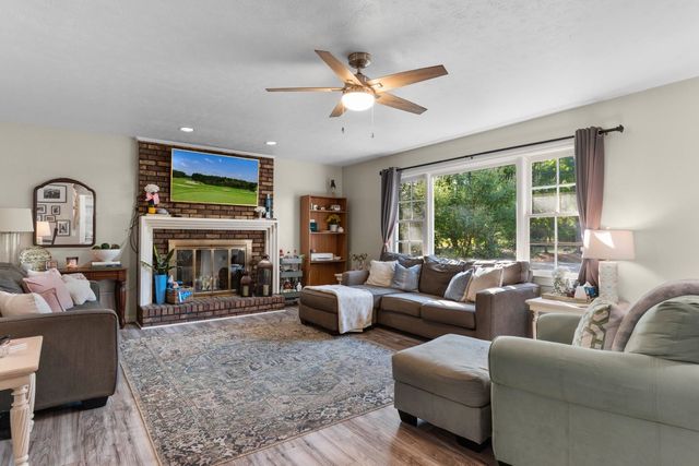 148 University Dr., Conway, SC 29526
