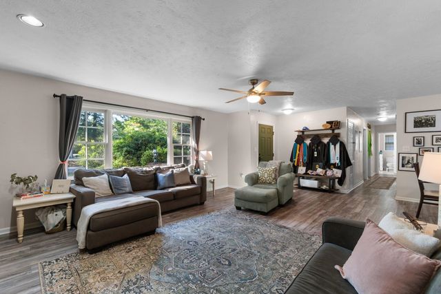 148 University Dr., Conway, SC 29526
