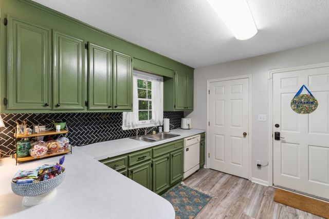 148 University Dr., Conway, SC 29526