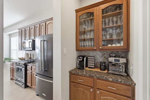 2882 Ridge View Road, Frisco, TX 75034