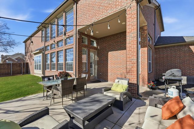 2882 Ridge View Road, Frisco, TX 75034