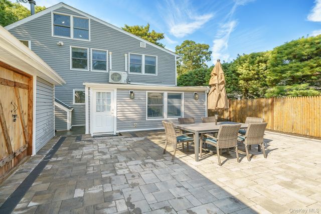 10 Hill Street, Northport, NY 11768