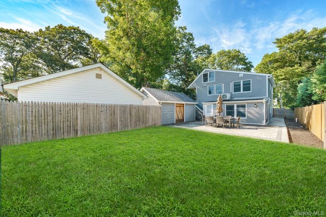 10 Hill Street, Northport, NY 11768