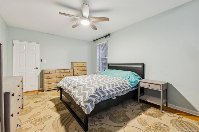 67-38 108th Street D21, Forest Hills, NY 11375