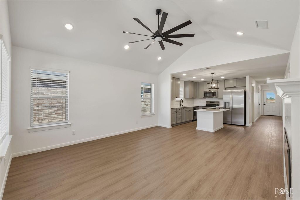 Image 5 of property listing at 6121 Mountain Forest Drive, San Angelo, TX 76904
