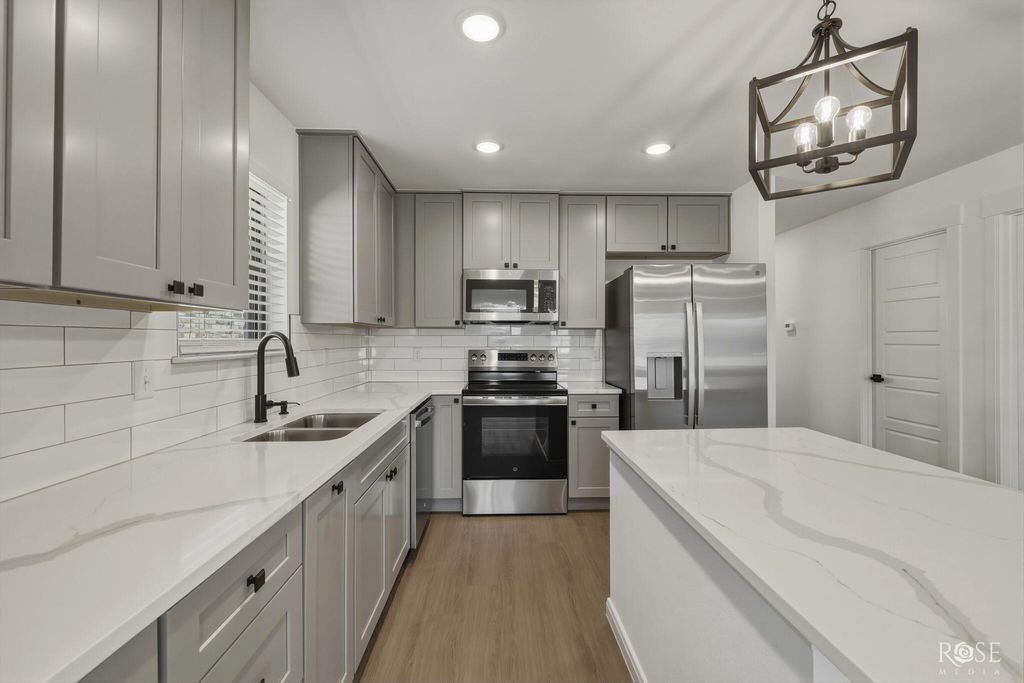Image 9 of property listing at 6121 Mountain Forest Drive, San Angelo, TX 76904