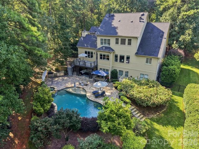 121 E Callicutt Trail, Mooresville, NC 28117