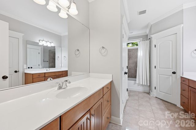 121 E Callicutt Trail, Mooresville, NC 28117