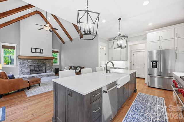121 E Callicutt Trail, Mooresville, NC 28117