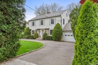 107 White Plains Road, Bronxville, NY 10708