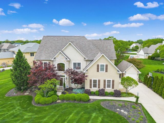 5009 Medallion Drive W, Westerville, OH 43082