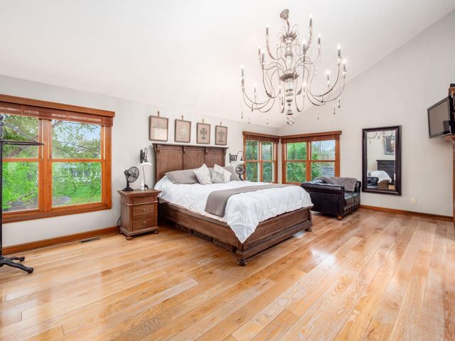 5009 Medallion Drive W, Westerville, OH 43082