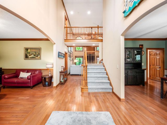 5009 Medallion Drive W, Westerville, OH 43082