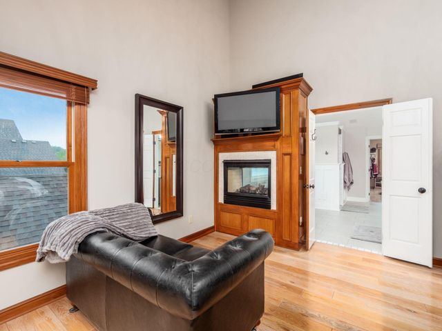 5009 Medallion Drive W, Westerville, OH 43082