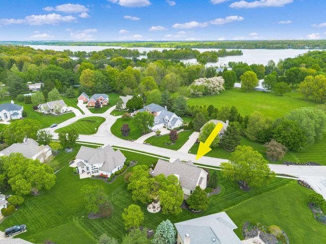 5009 Medallion Drive W, Westerville, OH 43082
