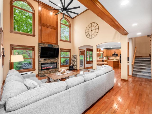 5009 Medallion Drive W, Westerville, OH 43082