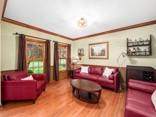 5009 Medallion Drive W, Westerville, OH 43082