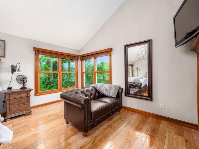 5009 Medallion Drive W, Westerville, OH 43082