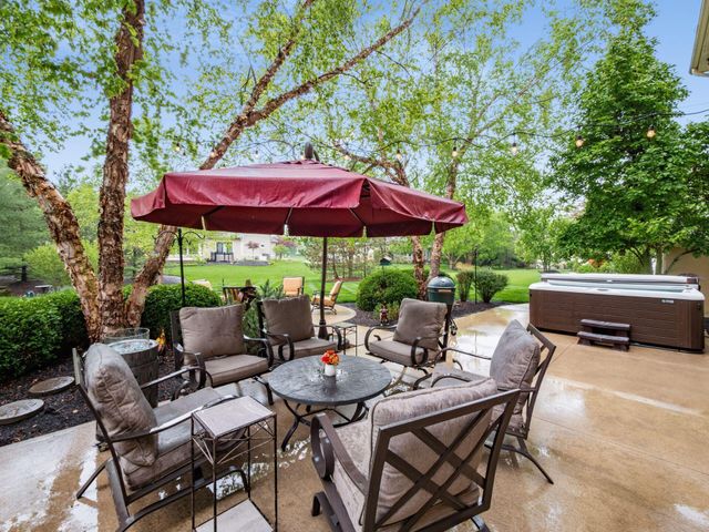5009 Medallion Drive W, Westerville, OH 43082