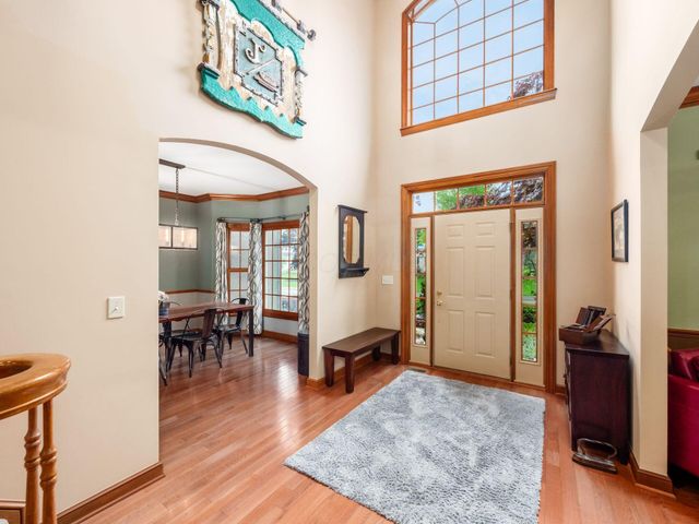 5009 Medallion Drive W, Westerville, OH 43082