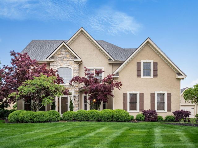 5009 Medallion Drive W, Westerville, OH 43082