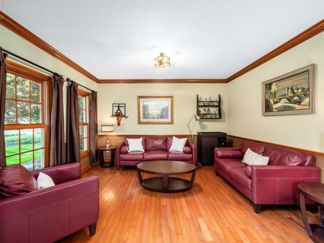 5009 Medallion Drive W, Westerville, OH 43082