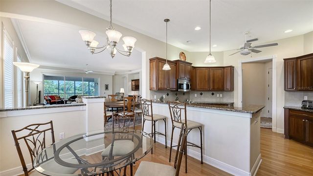 5222 MANORWOOD DRIVE 4A, Sarasota, FL 34235