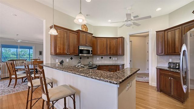 5222 MANORWOOD DRIVE 4A, Sarasota, FL 34235
