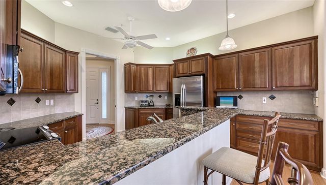 5222 MANORWOOD DRIVE 4A, Sarasota, FL 34235