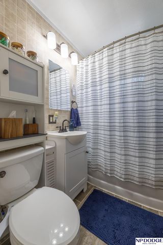 3934 Saint Paul Avenue, Lincoln, NE 68504