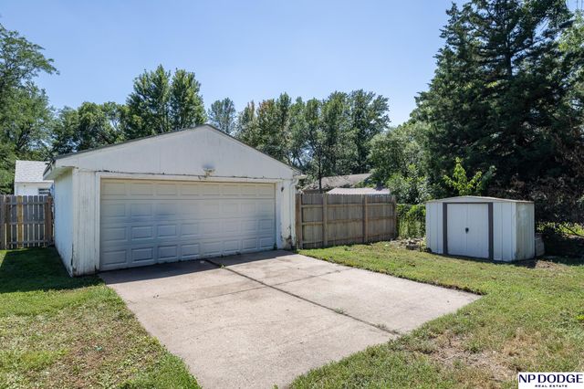 3934 Saint Paul Avenue, Lincoln, NE 68504