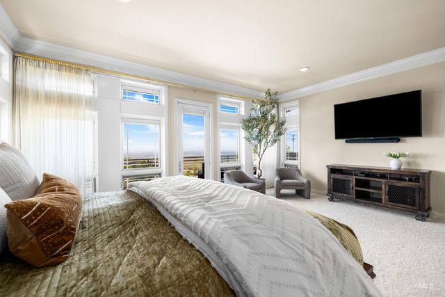 6329 E Wildhorse Ln, Boise, ID 83712