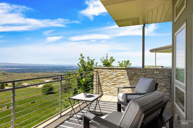 6329 E Wildhorse Ln, Boise, ID 83712