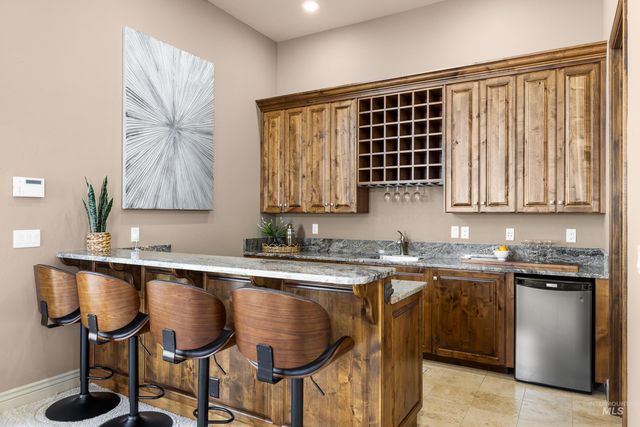 6329 E Wildhorse Ln, Boise, ID 83712