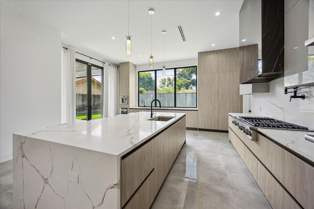 9909 Larston Street, Houston, TX 77055