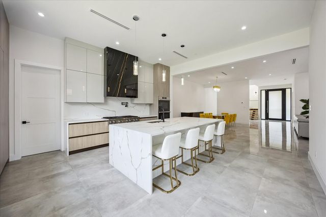 9909 Larston Street, Houston, TX 77055