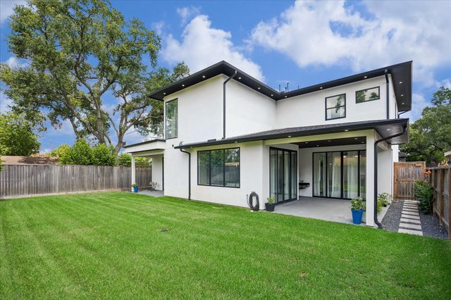 9909 Larston Street, Houston, TX 77055