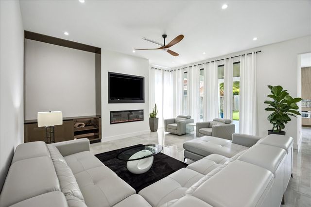 9909 Larston Street, Houston, TX 77055