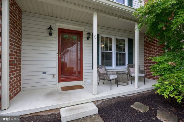 2033-C RALEIGH RD, Hummelstown, PA 17036