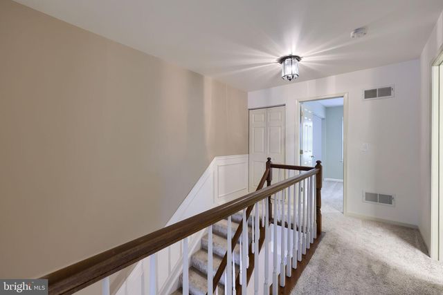 2033-C RALEIGH RD, Hummelstown, PA 17036